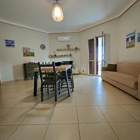 Appartamenti in Villa Polimnia Fontane Bianche Esterno foto